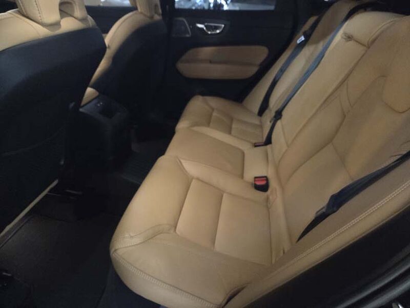 Volvo T8 AWD 플러그-인 하이브리드