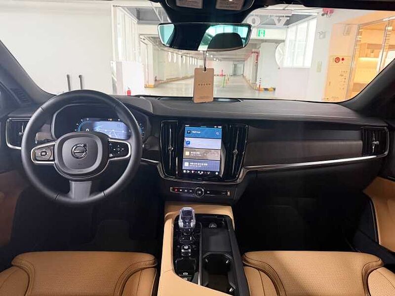 Volvo  Ultra, B5 AWD 브라이트