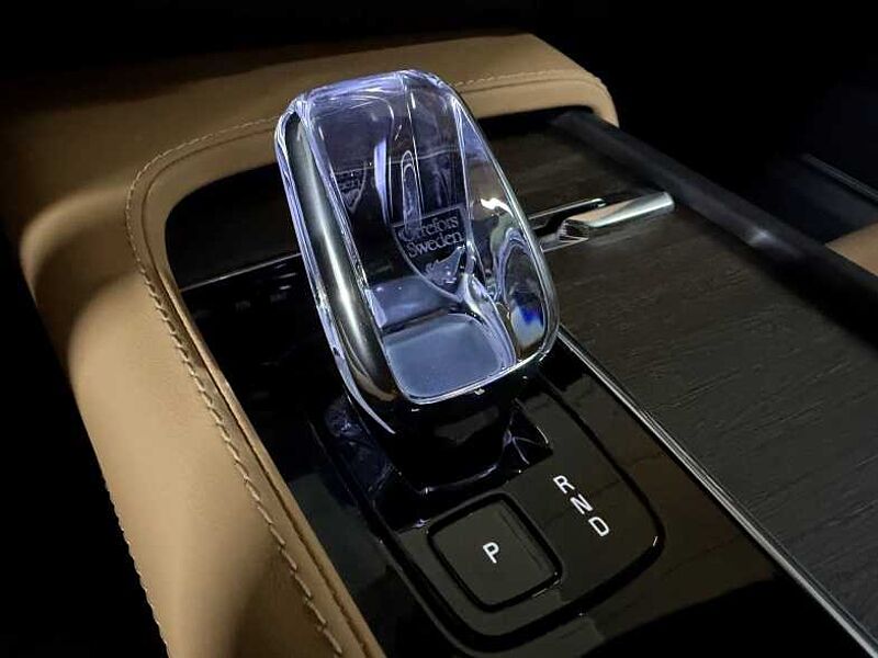 Volvo  Ultra, B5 AWD 브라이트