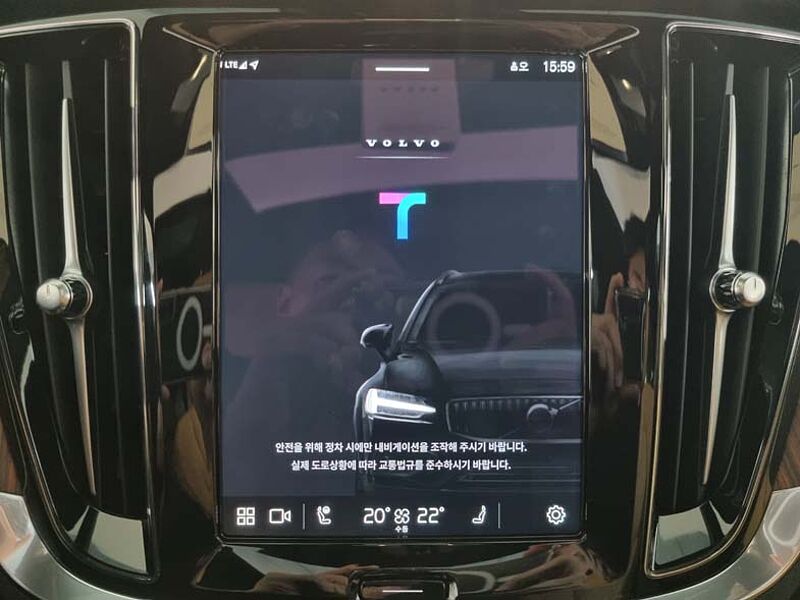 Volvo  Ultra, B5 AWD