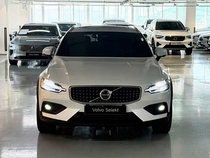Volvo Ultra, B5 AWD 마일드 하이브리드