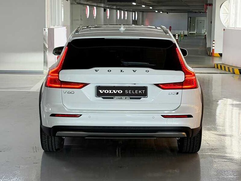 Volvo Ultra, B5 AWD 마일드 하이브리드