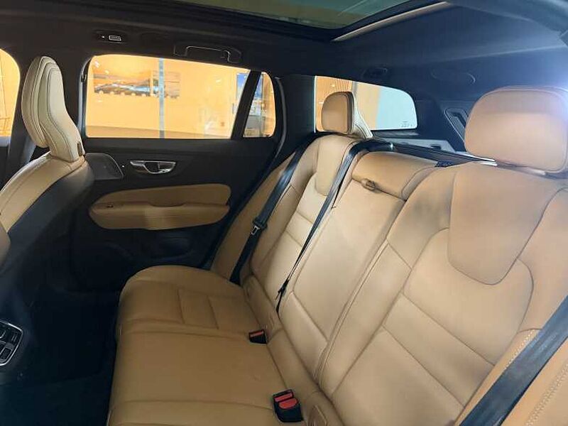Volvo Ultra, B5 AWD 마일드 하이브리드