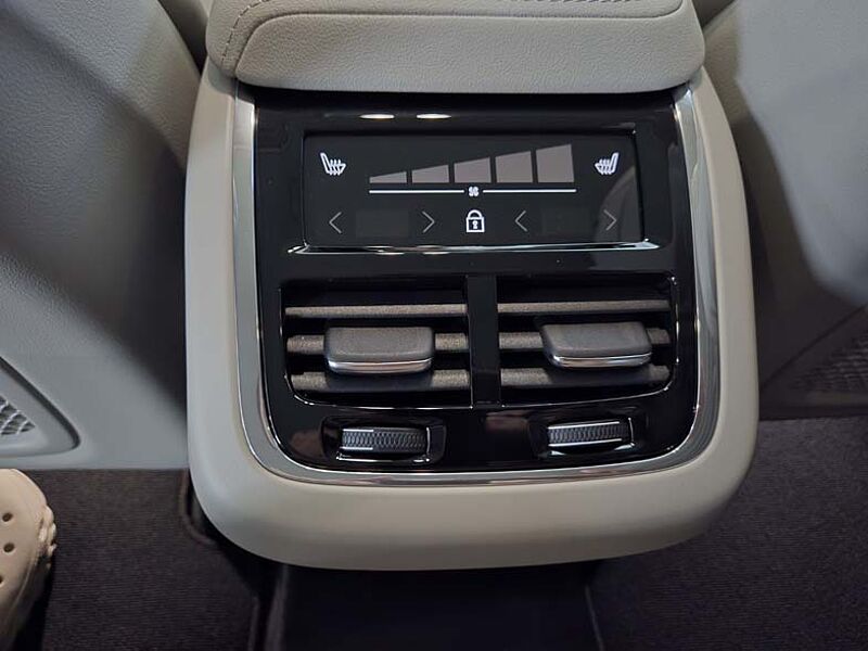 Volvo Ultra, B5 AWD (No airsus)