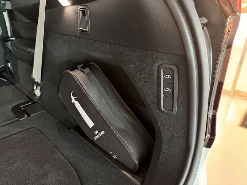 Volvo  Ultra, B6 AWD