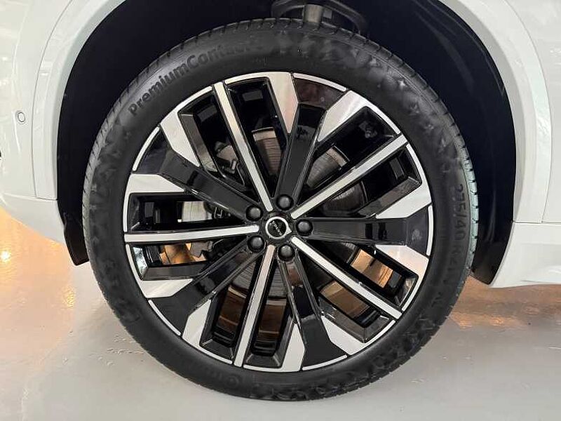 Volvo  Ultra, B6 AWD