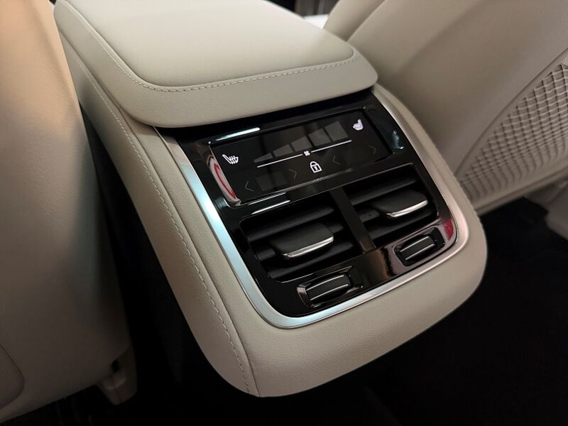 Volvo  Ultra, B6 AWD