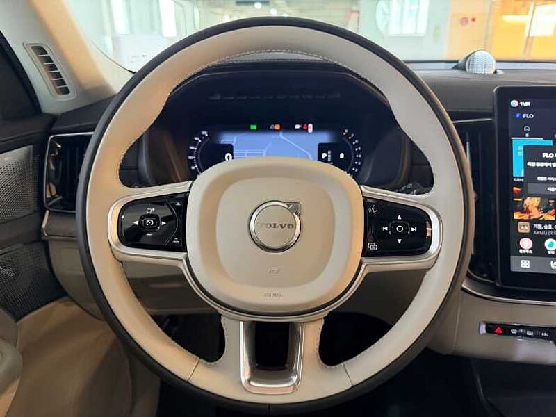 Volvo  Ultra, B6 AWD