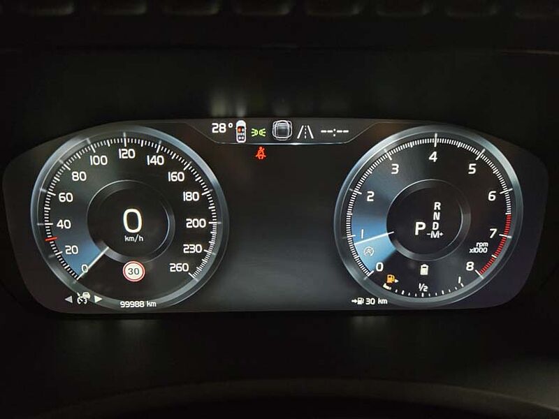 Volvo Inscription, B6 AWD