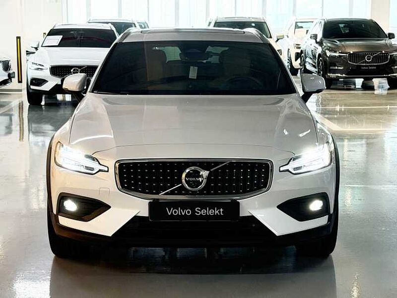 Volvo Ultra, B5 AWD
