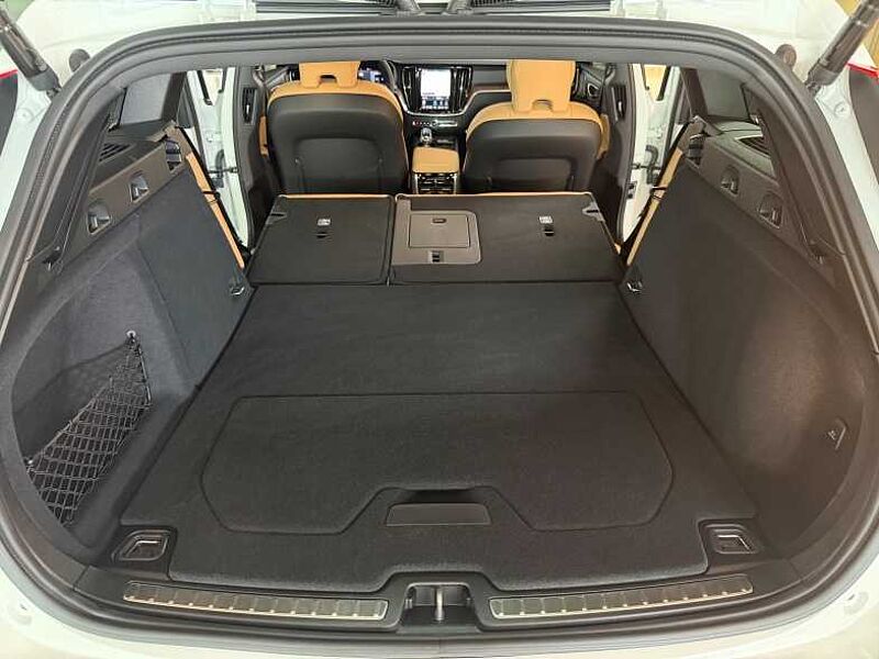 Volvo Ultra, B5 AWD