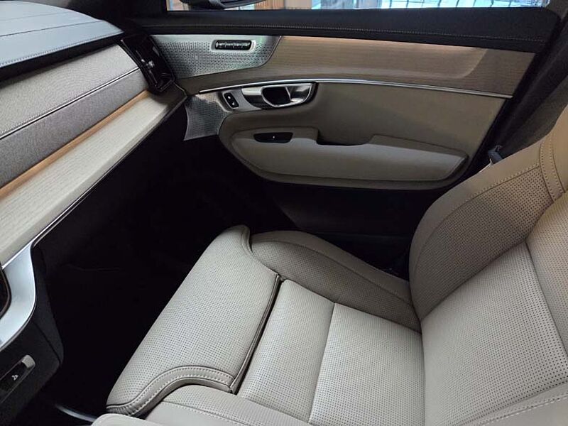 Volvo Ultra, B6 AWD