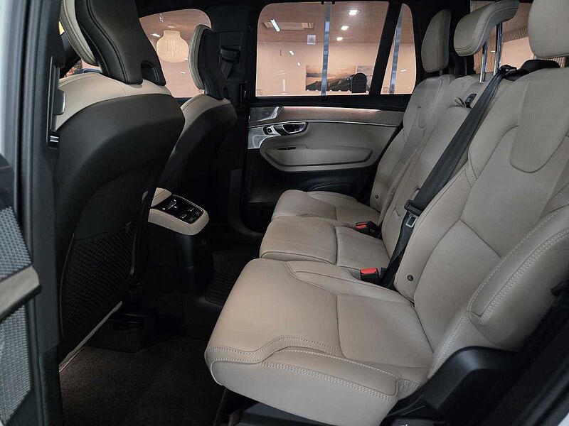 Volvo Ultra, T8 AWD 플러그-인 하이브리드