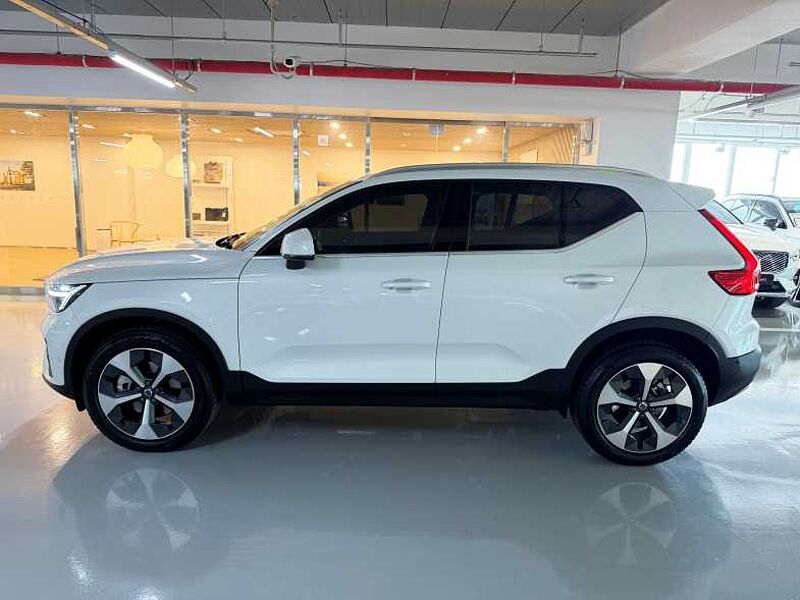 Volvo  Ultra, B4 AWD