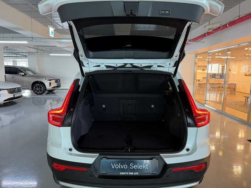 Volvo  Ultra, B4 AWD