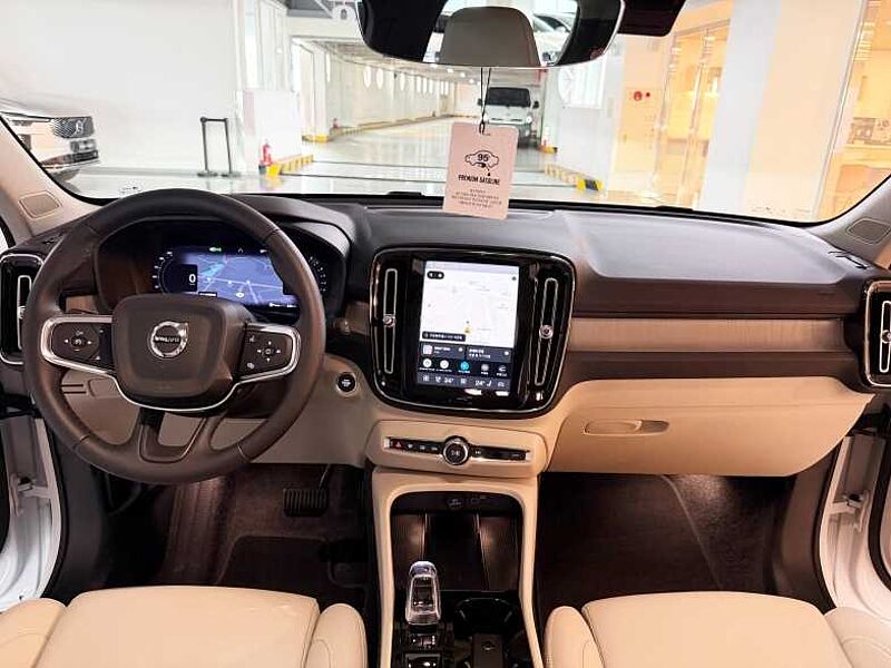 Volvo  Ultra, B4 AWD