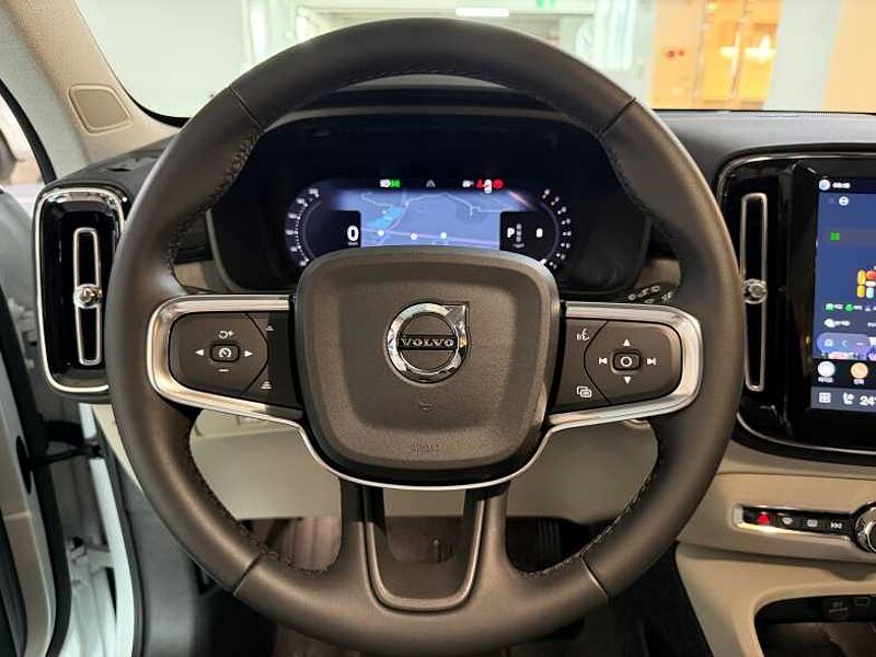 Volvo  Ultra, B4 AWD
