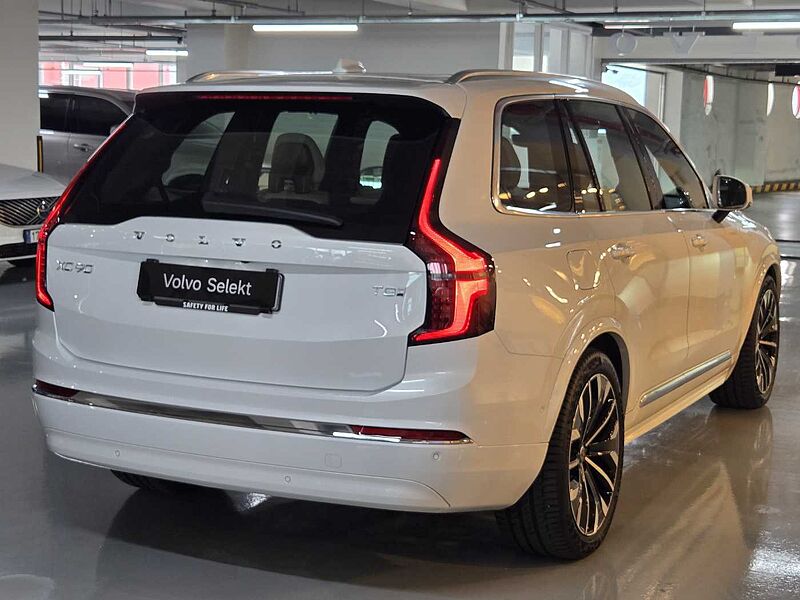 Volvo Ultra, T8 AWD 플러그-인 하이브리드