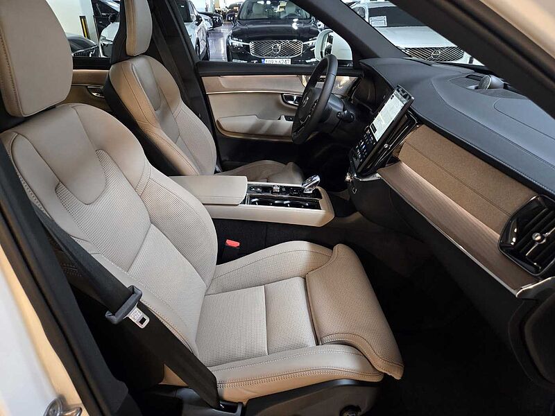 Volvo Ultra, T8 AWD 플러그-인 하이브리드