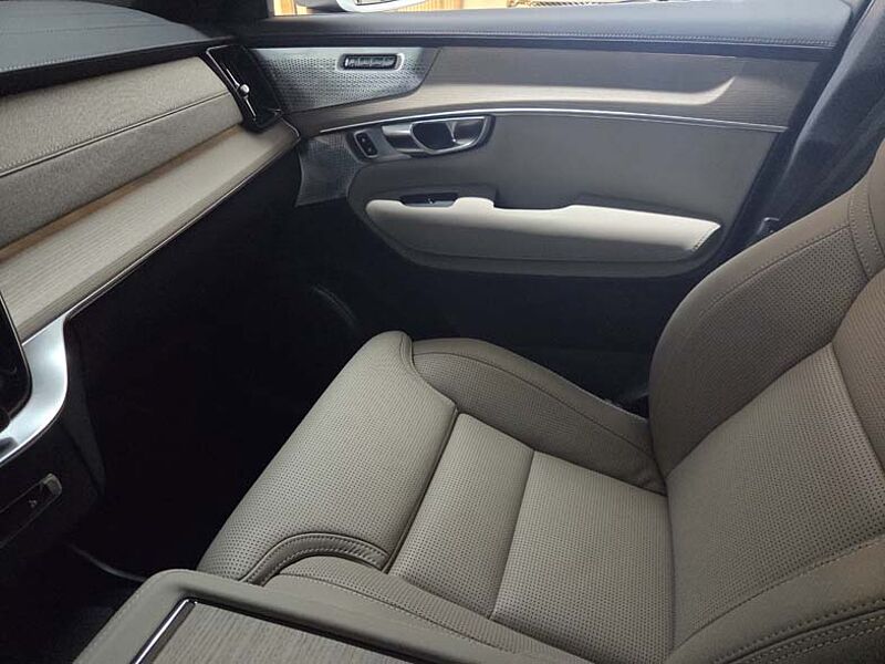 Volvo Ultra, T8 AWD 플러그-인 하이브리드, 전기/가솔린, 브라이트, 7 좌석