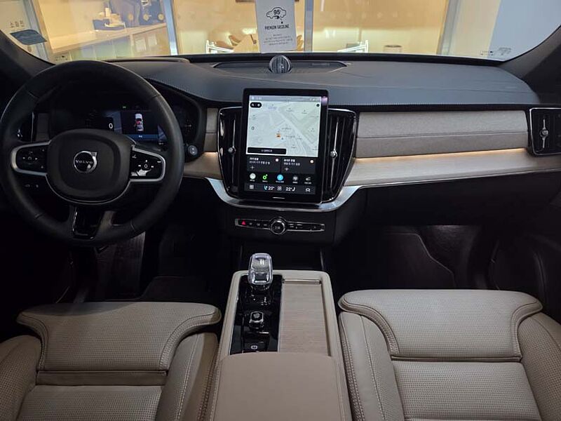 Volvo Ultra, T8 AWD 플러그-인 하이브리드, 전기/가솔린, 브라이트, 7 좌석