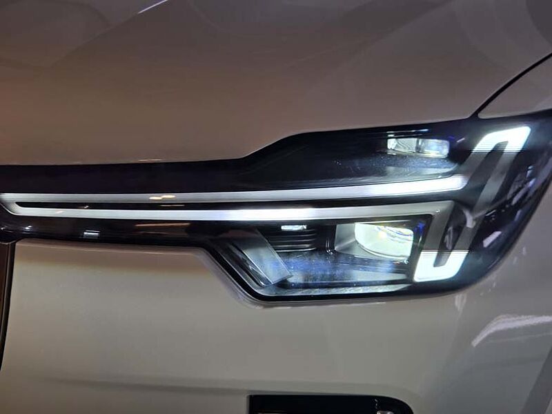 Volvo Ultra, T8 AWD 플러그-인 하이브리드, 전기/가솔린, 브라이트, 7 좌석