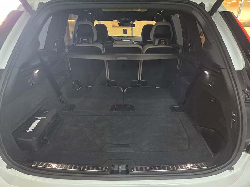 Volvo Ultra, T8 AWD 플러그-인 하이브리드, 전기/가솔린, 브라이트, 7 좌석
