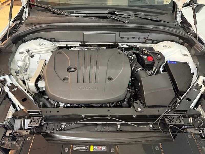 Volvo Ultra, B5 AWD