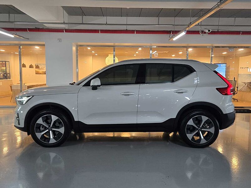 Volvo  Ultra, B4 AWD 브라이트