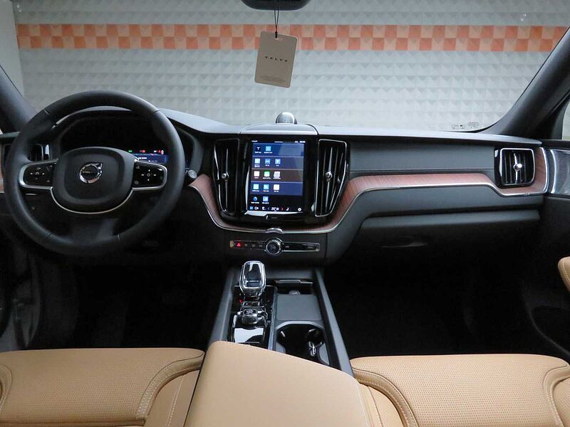 Volvo  Ultra, T8 AWD 플러그-인 하이브리드, 전기/가솔린, 브라이트
