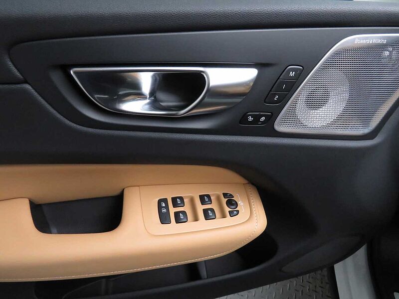 Volvo  Ultra, B5 AWD 마일드 하이브리드, 가솔린, 브라이트