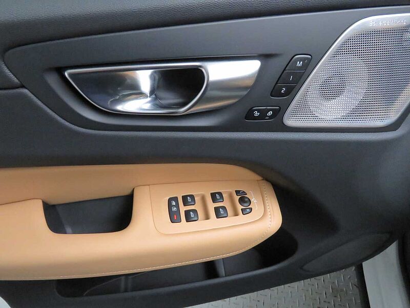 Volvo  Ultra, B5 AWD 마일드 하이브리드, 가솔린, 브라이트