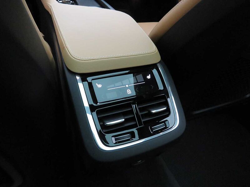 Volvo  Ultimate, B5 AWD 마일드 하이브리드, 가솔린, 브라이트