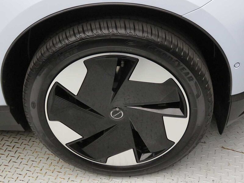 Volvo  Ultra, Single Motor Extended Range, 전기