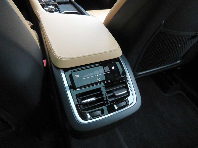 Volvo  Ultra, B6 AWD 마일드 하이브리드, 가솔린, 브라이트, 7 좌석