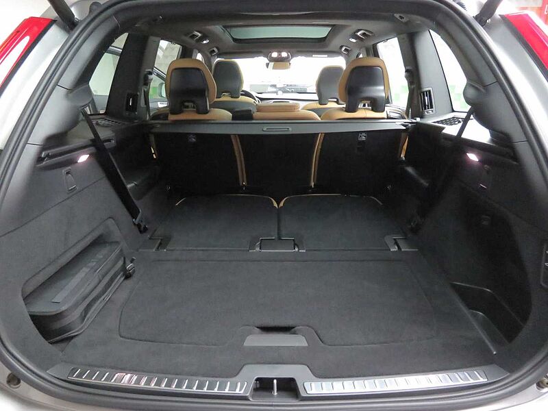 Volvo  Recharge Ultimate, T8 AWD 플러그-인 하이브리드, 전기/가솔린, 브라이트, 7 좌석