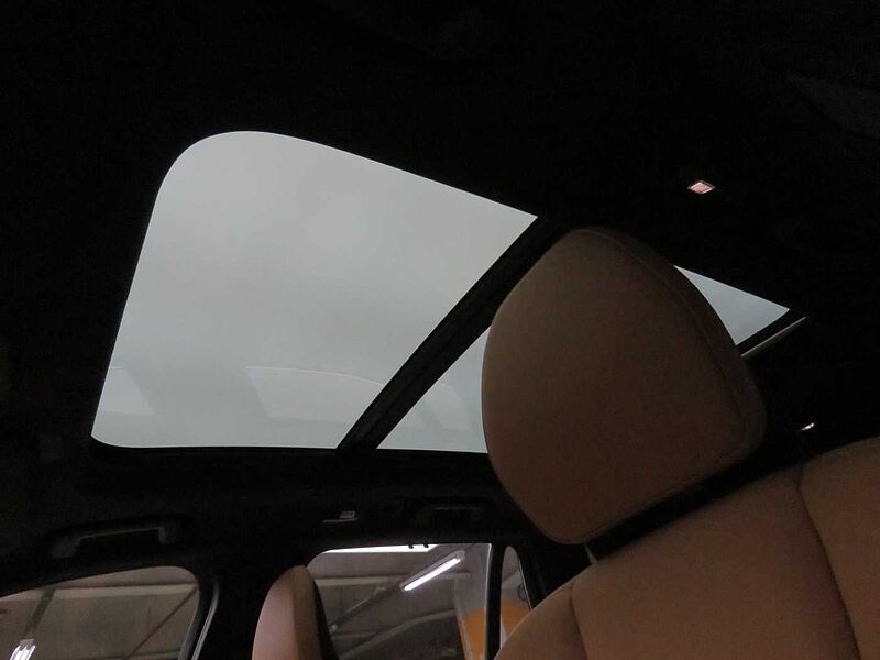 Volvo  Recharge Ultimate, T8 AWD 플러그-인 하이브리드, 전기/가솔린, 브라이트, 7 좌석