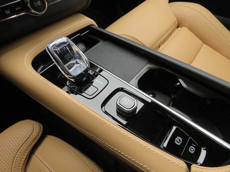 Volvo  Ultra, B6 AWD 마일드 하이브리드, 가솔린, 브라이트, 7 좌석