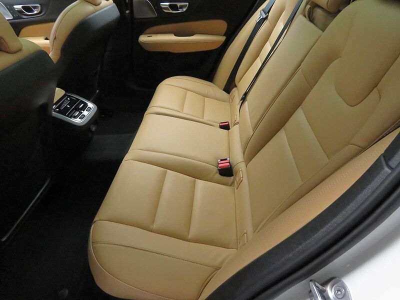 Volvo  Ultra, B5 AWD 마일드 하이브리드, 가솔린, 브라이트