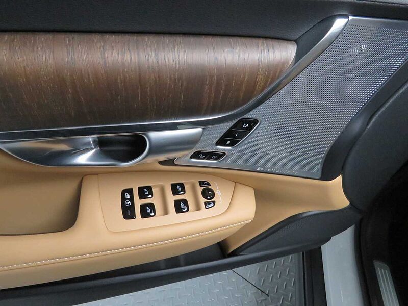 Volvo Ultimate, B5 AWD 마일드 하이브리드, 가솔린, 브라이트