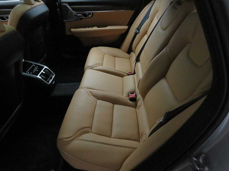 Volvo Ultimate, B5 마일드 하이브리드, 가솔린, 브라이트