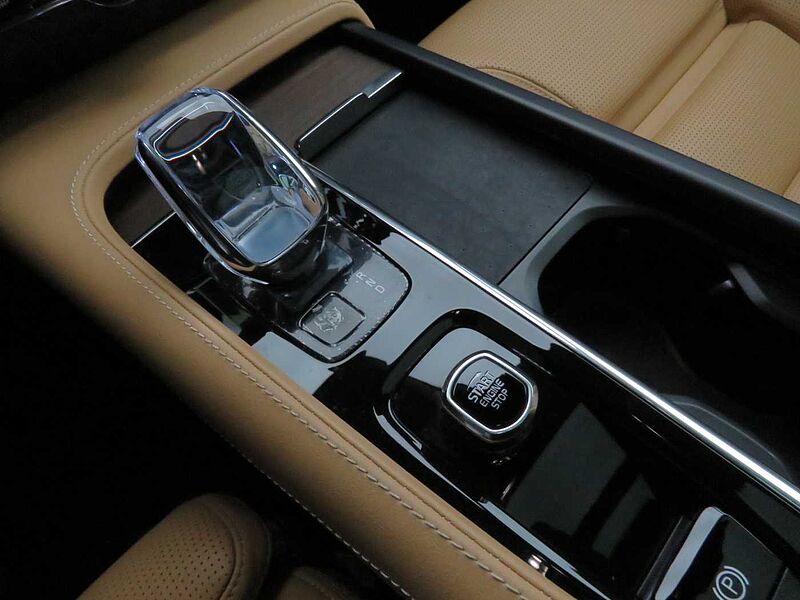 Volvo Ultimate, B5 마일드 하이브리드, 가솔린, 브라이트