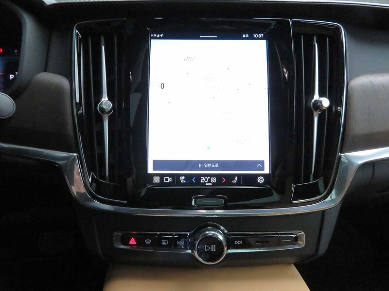 Volvo  Ultra, B5 마일드 하이브리드, 가솔린, 브라이트