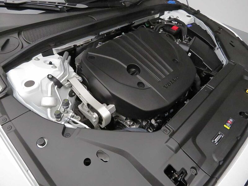 Volvo Ultra, B5 마일드 하이브리드, 가솔린, 브라이트