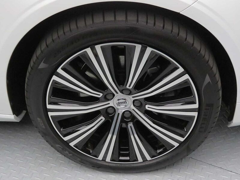 Volvo Ultra, B5 마일드 하이브리드, 가솔린, 브라이트