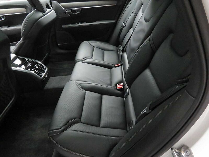 Volvo Ultra, B5 마일드 하이브리드, 가솔린, 브라이트