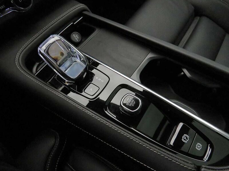 Volvo Ultra, B5 마일드 하이브리드, 가솔린, 브라이트