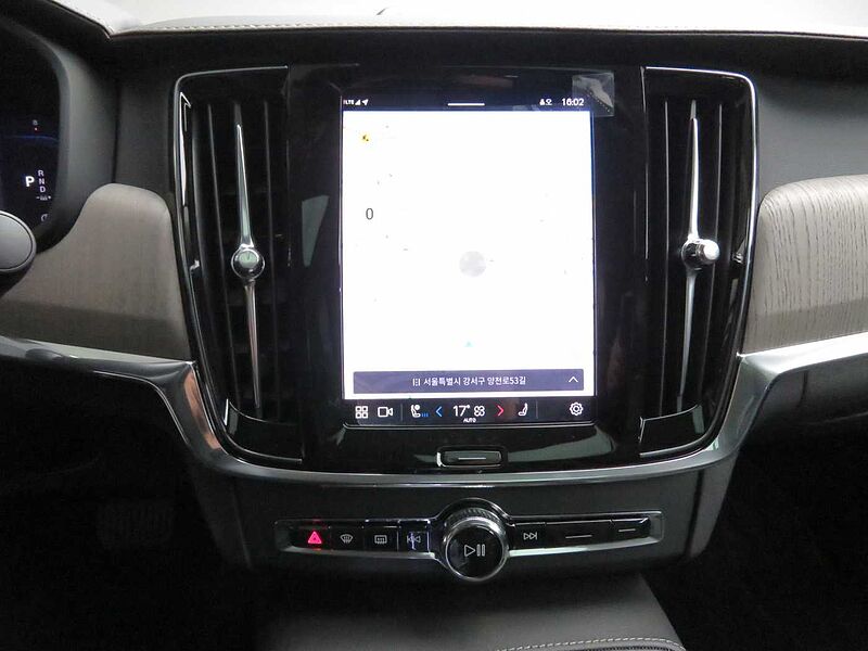 Volvo Ultra, B5 마일드 하이브리드, 가솔린, 브라이트