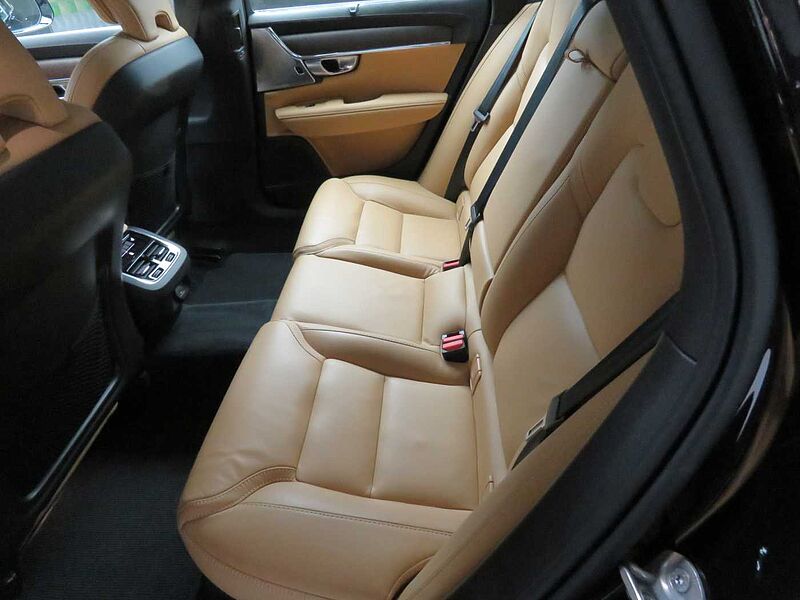 Volvo Ultimate, B5 AWD 마일드 하이브리드, 가솔린, 브라이트