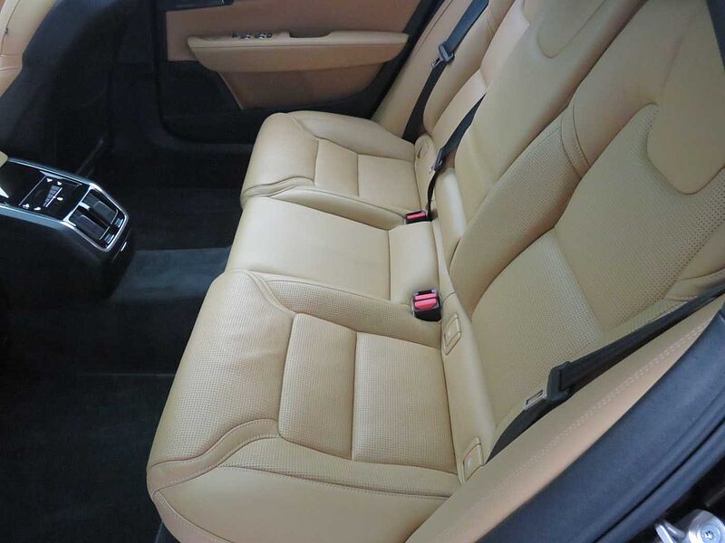 Volvo Ultimate, B5 마일드 하이브리드, 가솔린, 브라이트